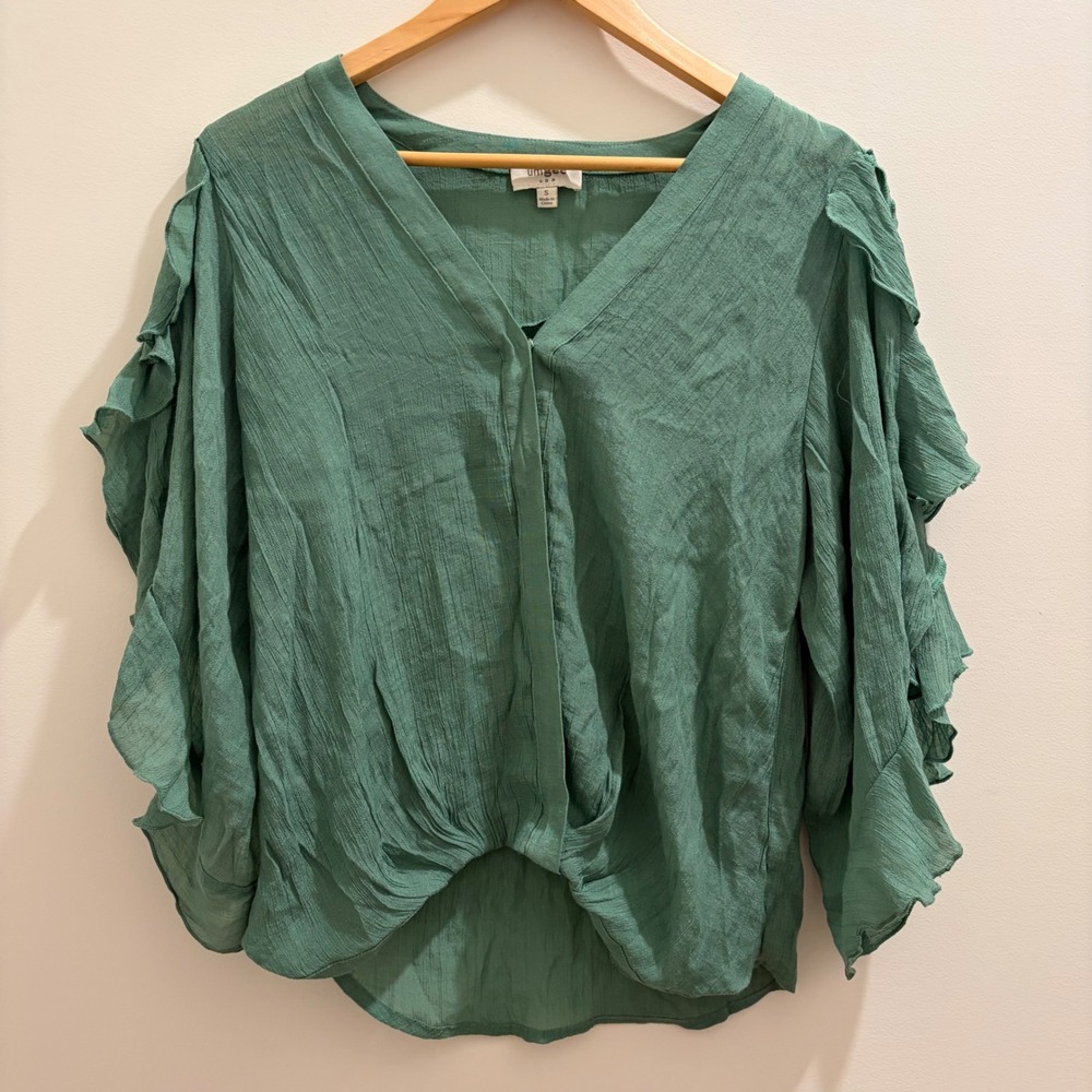 Umgee USA Sage Green Ruffle Tiered Sleeve Twist Front V-Neck Blouse Small A6040